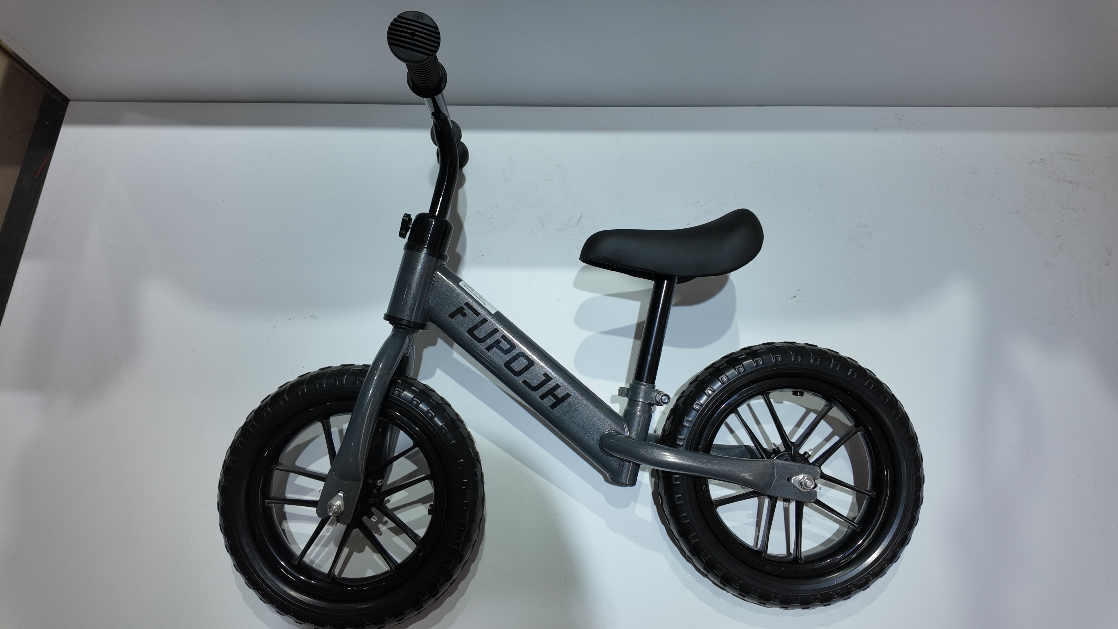 FUPOJH 12" Kids Balance Bike, No Pedal, Light-Up Wheels, Adjustable, for Toddlers 2-5